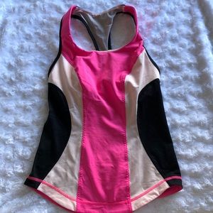 🌺 Lululemon Top 🌺